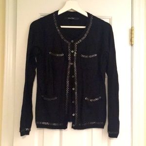 Chic wool cardigan. Small.